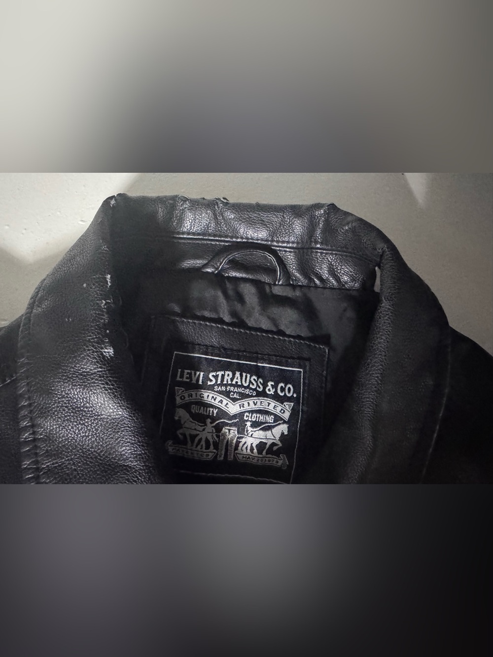 Levi’s Men’s 2XL Black Faux Leather Trucker Jacket Snap Zip Vegan Moto Coat - Picture 9 of 11